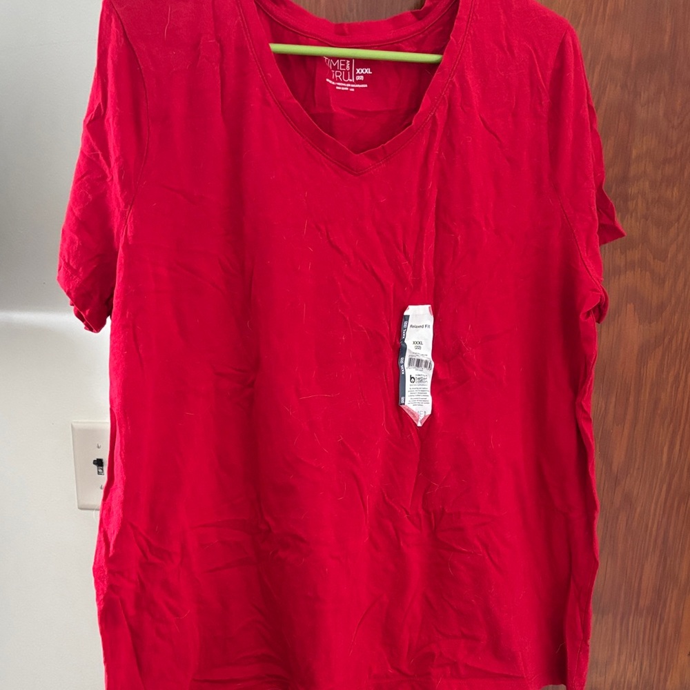 Time and Tru Bold Red Top